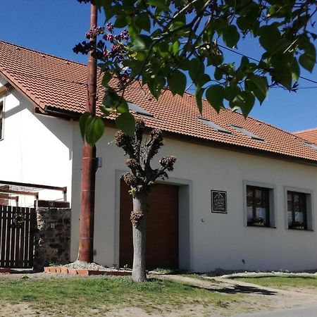 Zeleny Statek Bzova Exterior foto